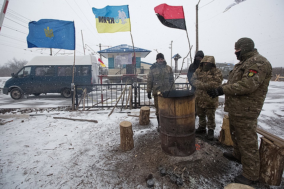 В Киеве заявили, что блокада будет действовать, пока предприятия на территории непризнанных республик не вернут Украине, а также до выполнения республиками «минских договоренностей о режиме прекращения огня».