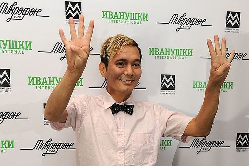 Олег Яковлев несколько дней находился в реанимации, последние два дня не приходил в сознание, врачи не смогли ему помочь