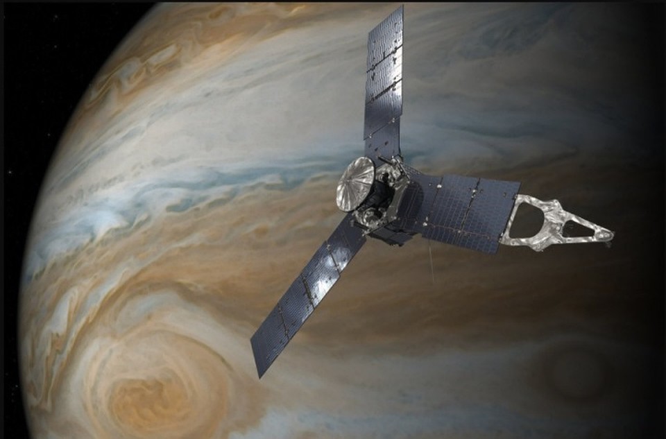 Аппарат Juno покажет на Юпитере структуру самого огромного в мире шторма — Ученые
