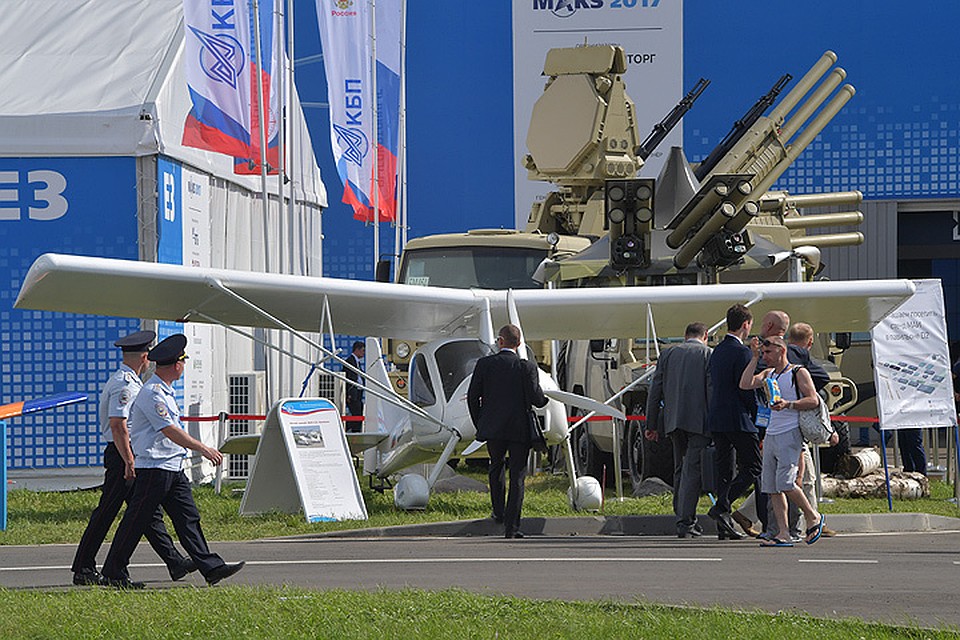 Авиасалон МАКС-2017 не испытывает недостатка в интересных образцах новейшей техники.
