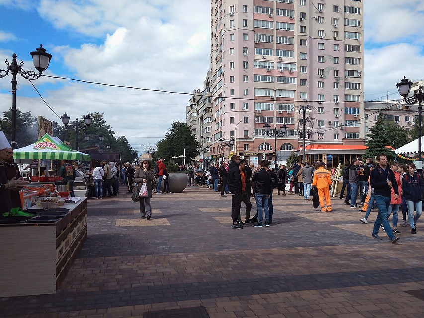 В ближайшие дни столицу ожидают грозы, дождь и теплая погода В ближайшие дни столицу ожидают грозы, дождь и теплая погода