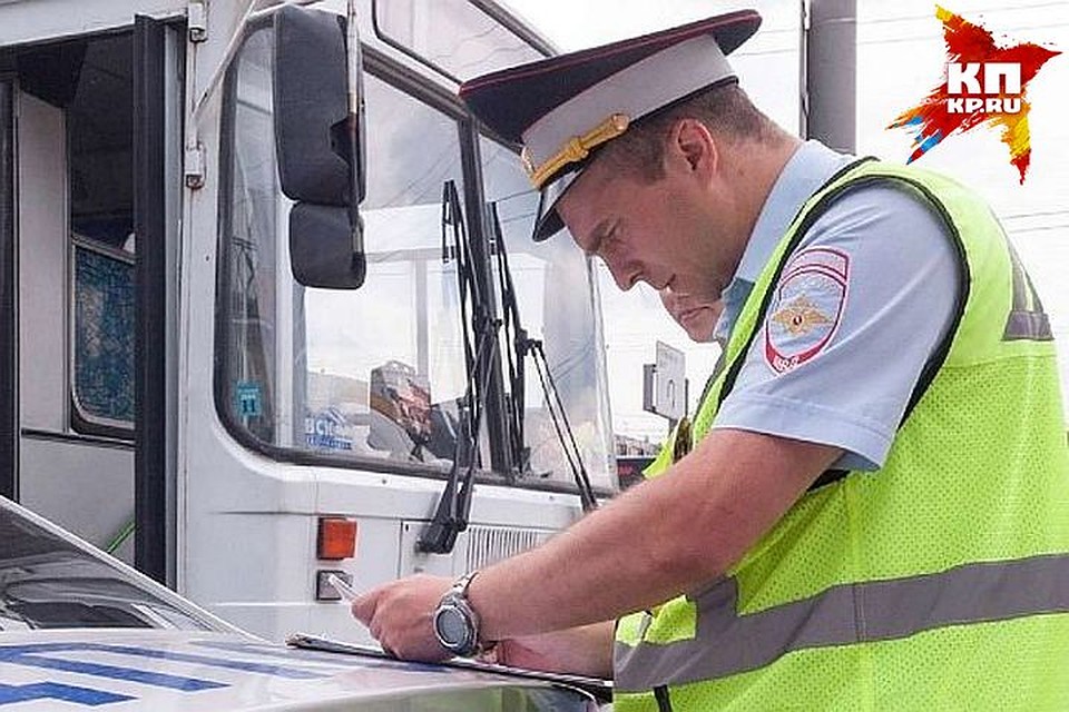 Всего инспекторы осмотрели 90 автобусов. Perepel-krym.ru