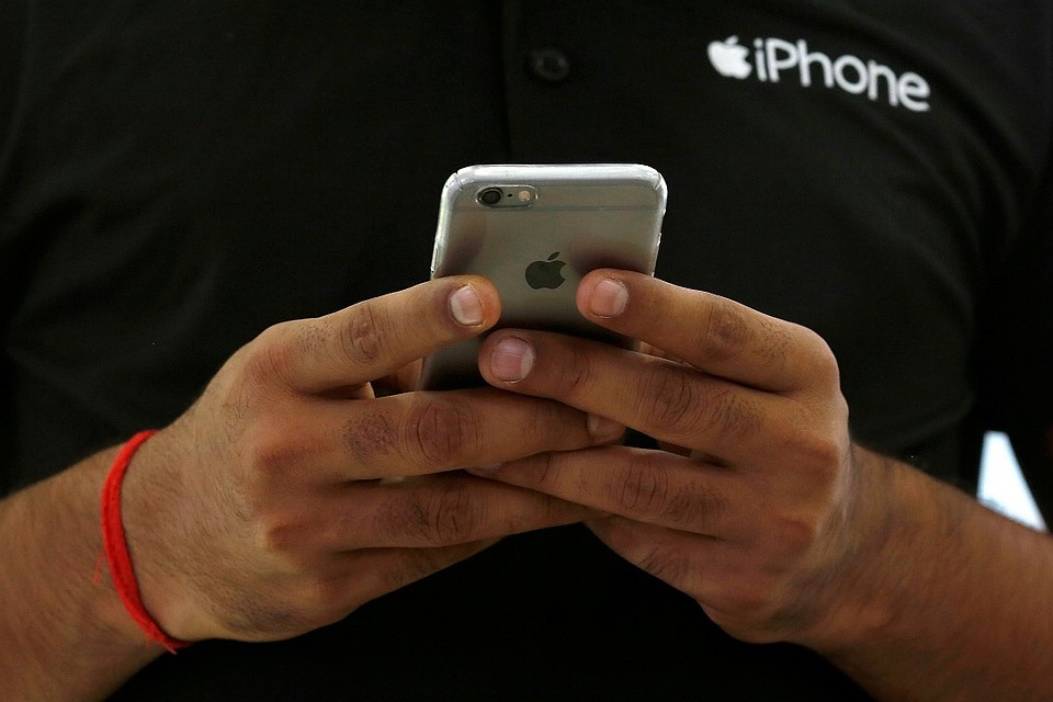 В партии чехлов для iPhone отыскали опасные вещества, вызывающие ожоги