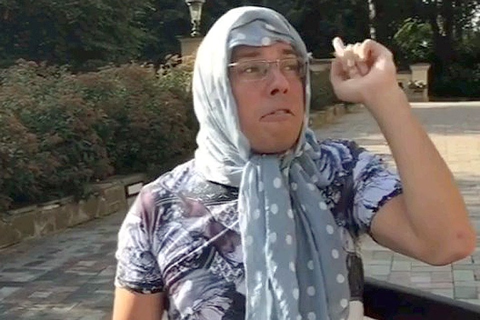 Максим Галкин снял шуточный ролик на тему ухода Андрея Малахова с Первого канала.