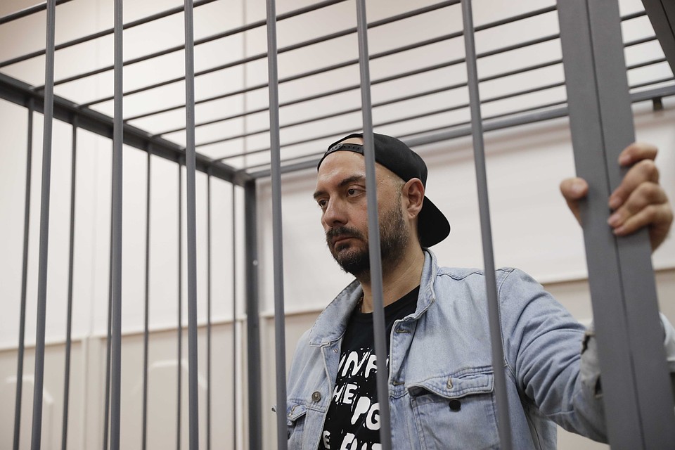 За Серебренникова поручили многие известные актеры и телеведущие
