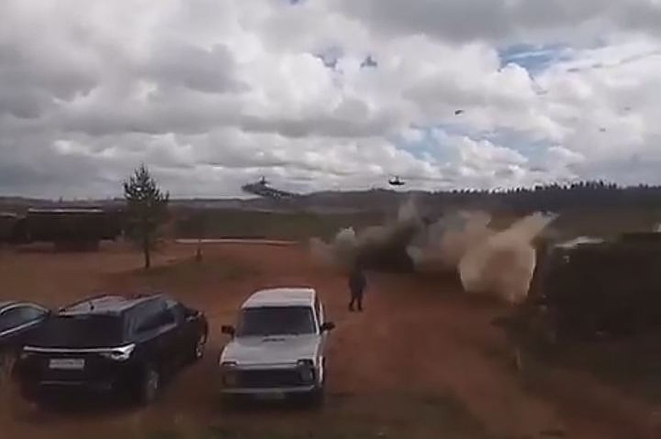 Во вторник в сети появилось видео непроизвольного пуска с вертолета Ка-52 «Аллигатор»