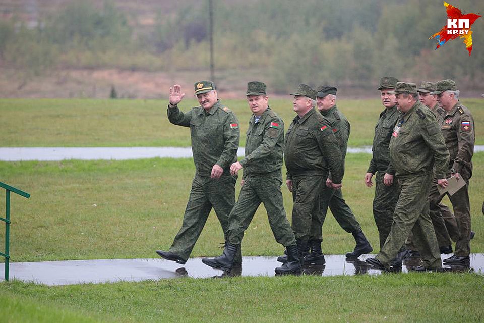 На учения приехал президент Беларуси Александр Лукашенко.