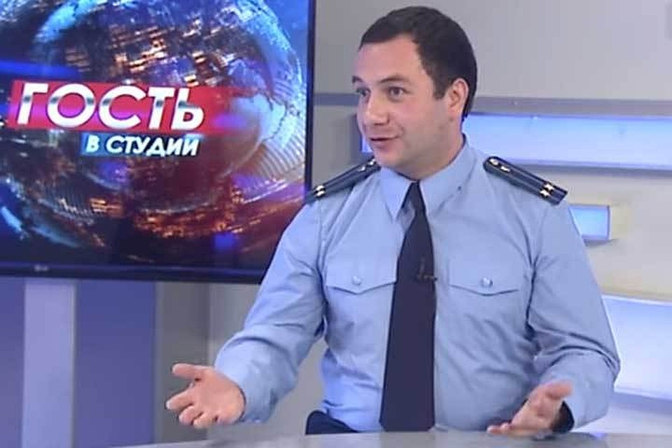 Александр Шкитов охотно рассказывает СМИ, что с ним произошло. Фото: youtube.com