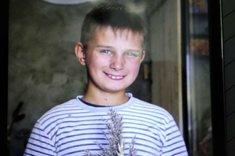 Руслану на вид 10 лет, ростом примерно 140 сантиметров. Фото: Соцсети