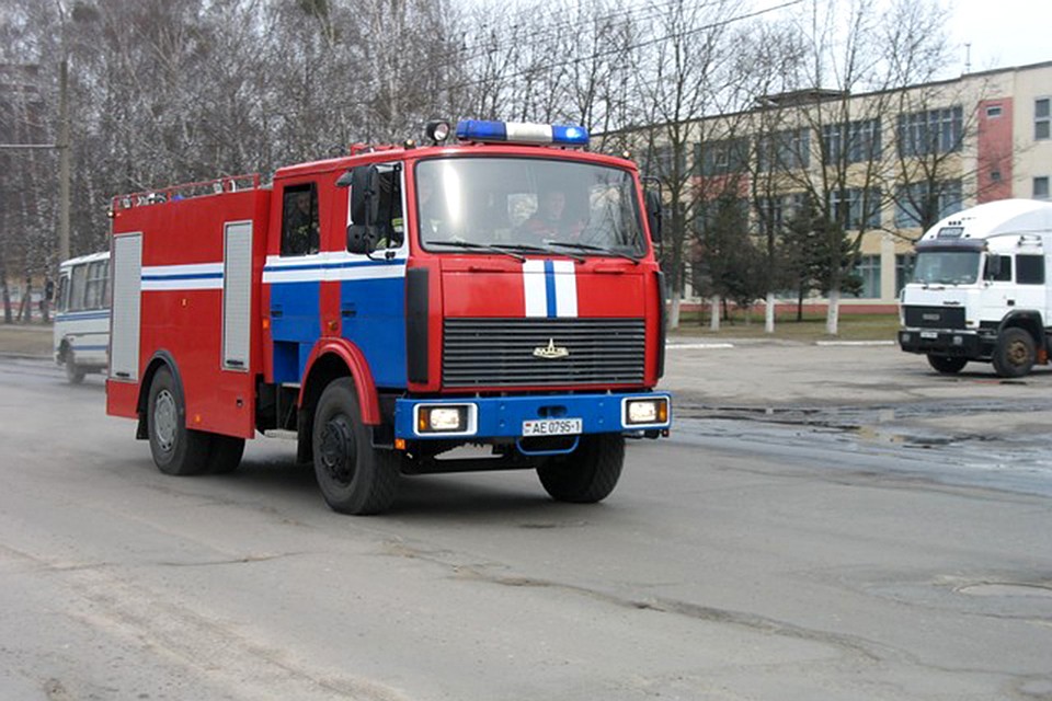 В Ленинском районе столицы из 130-й школы эвакуировали 834 школьника и 37 педагогов.