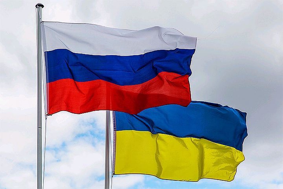 Главы МИД РФ и Украины начали первую встречу за три года
