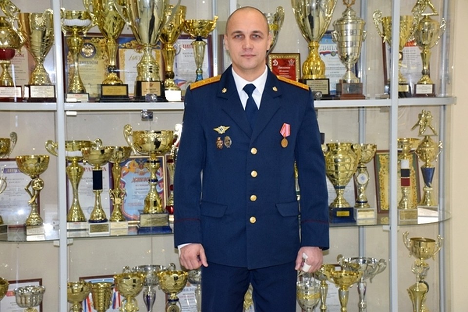 Алексей Парфенов говорит, что он просто не мог пройти мимо пожара и не помочь человеку ФОТО: УФСИН Самарской области