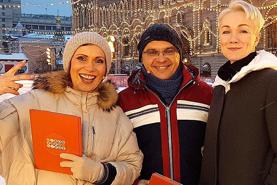 Светлана Зейналова продолжает работать в эфире Первого канала.