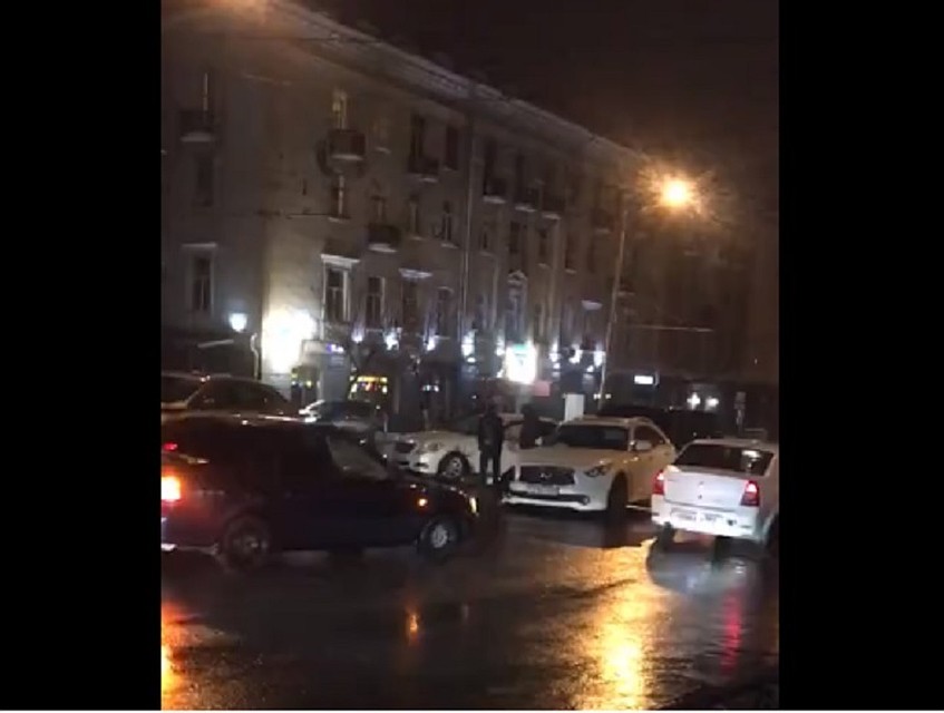 Фото: стоп-кадр с видео, группа Вконтакте "Ростов-Главный".