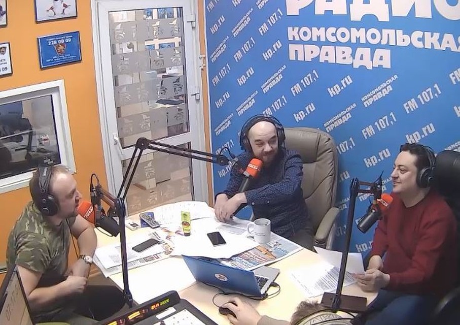107.1 FM