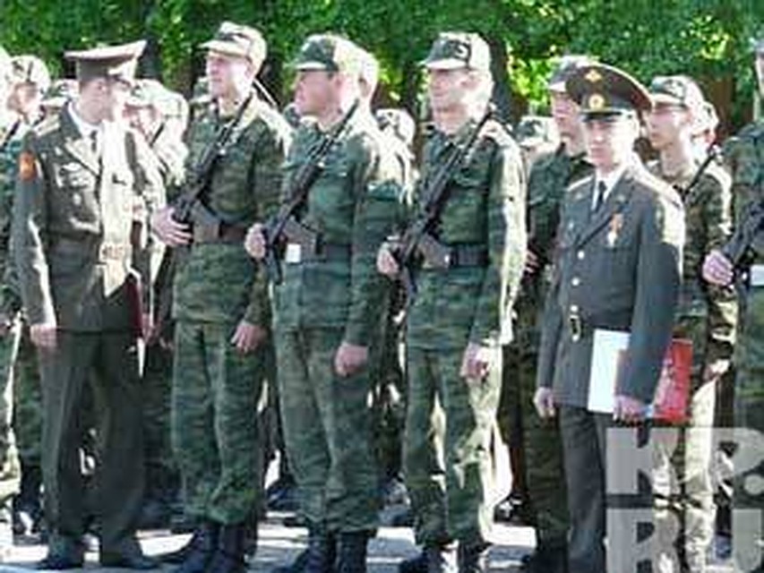 В армию призовут несколько тысяч уголовников