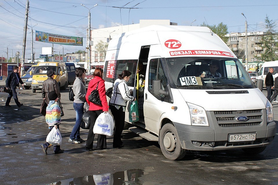 Проезд в маршрутках Челябинска подняли незаконно? Фото: Валерий ЗВОНАРЕВ