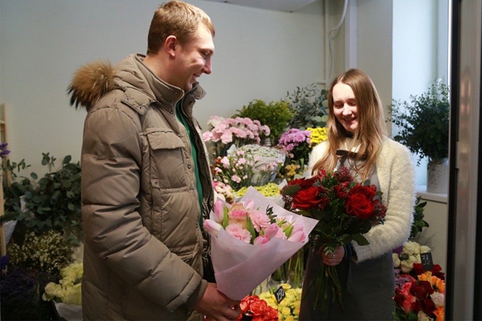 Особенно стоит быть внимательными к цветам, купленным в холодную погоду