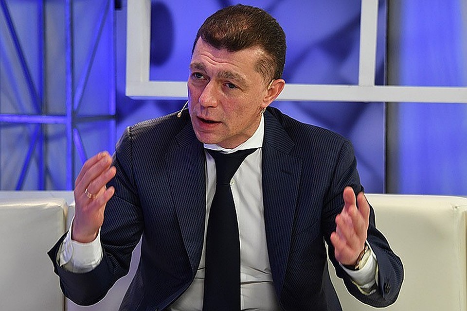 Как пояснил Максим Топилин, это произошло в рамках исполнения «майских указов» президента