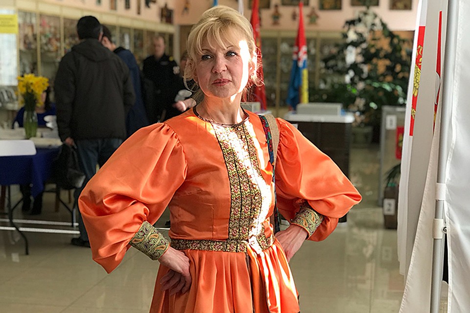 Избирательница при параде