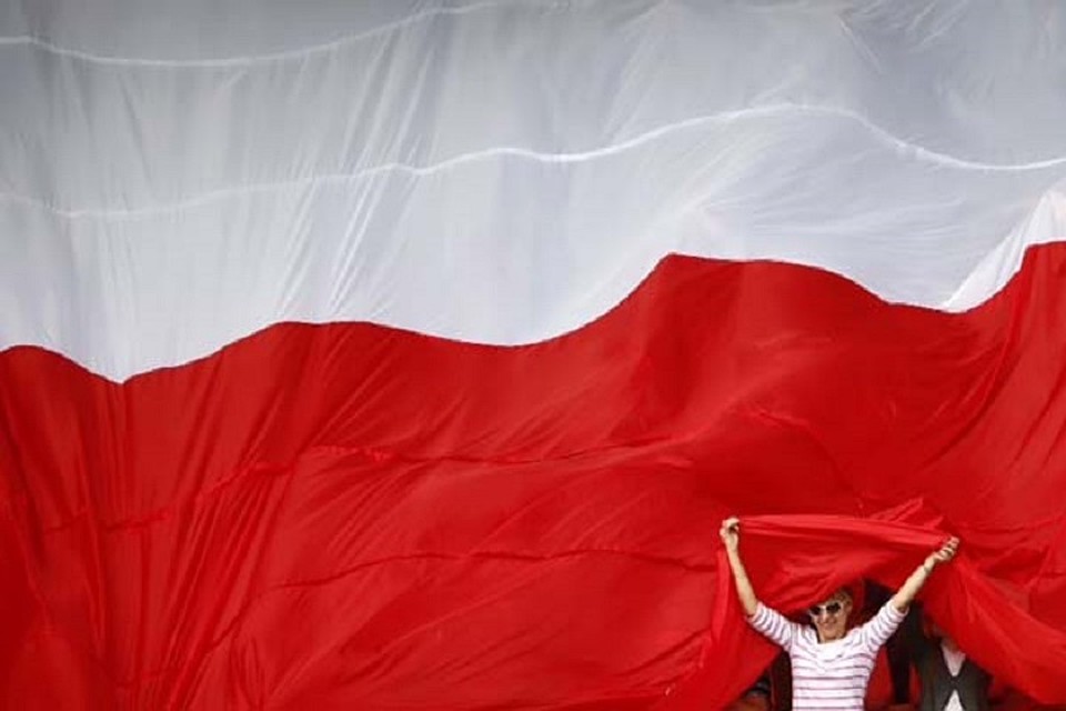 Все визовые центры Польши в России приостанавливают работу