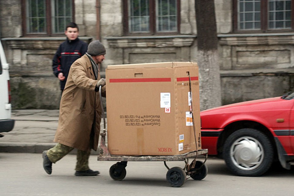 38% респондентов считают низкий уровень зарплат основной проблемой