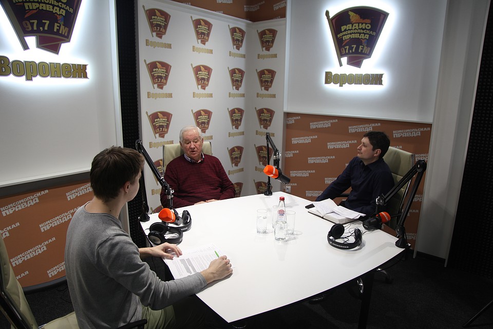 Владимир Кулаков был гостем радио "КП-Воронеж" и рассказал немало интересного.