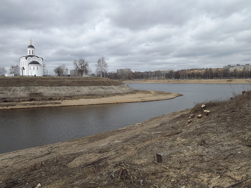 Уровень воды упал