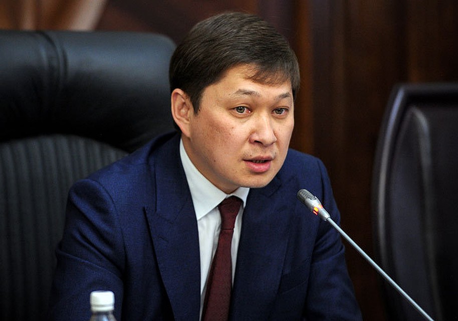 Ранее Сапар Исаков поручил провести тщательное расследование инцидента на кыргызско-узбекской границе совместно с узбекской стороной.