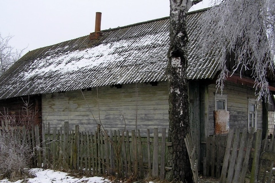 Мертвую сельчанку обнаружили в доме со следами побоев. Фото: СК Беларуси.