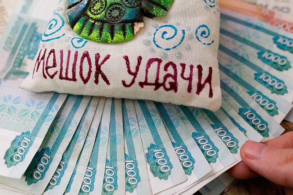 Выигравший в лотерею 10 миллионов мужчина пойдет под суд за утаивание налога.