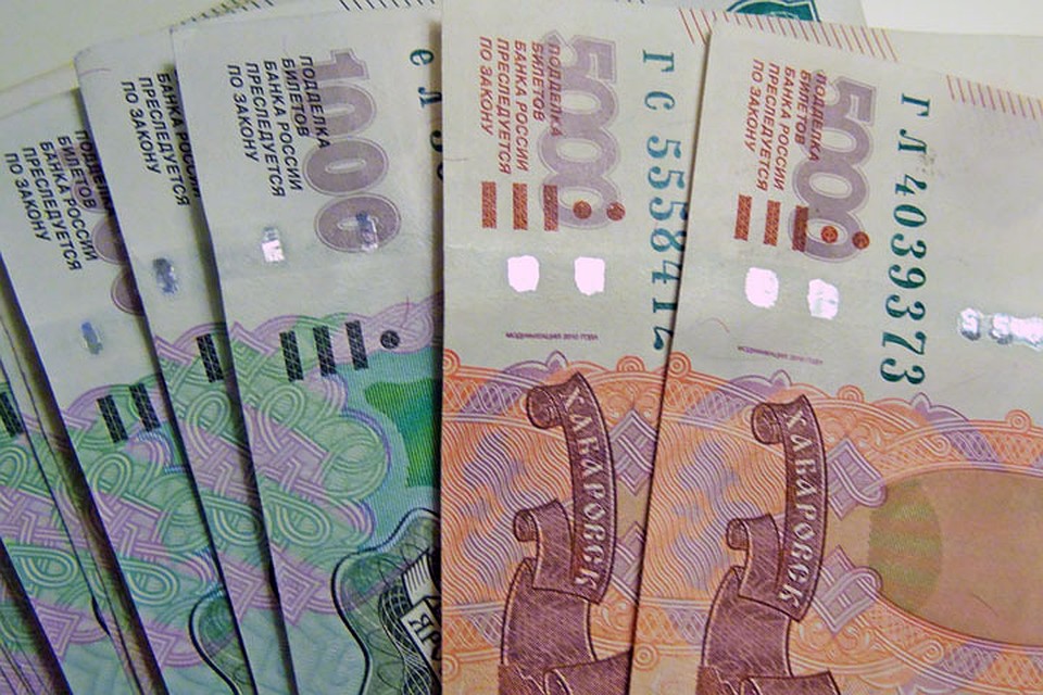 В Красноселькупском районе мужчина стащил из кармана куртки знакомого 3 тысячи рублей