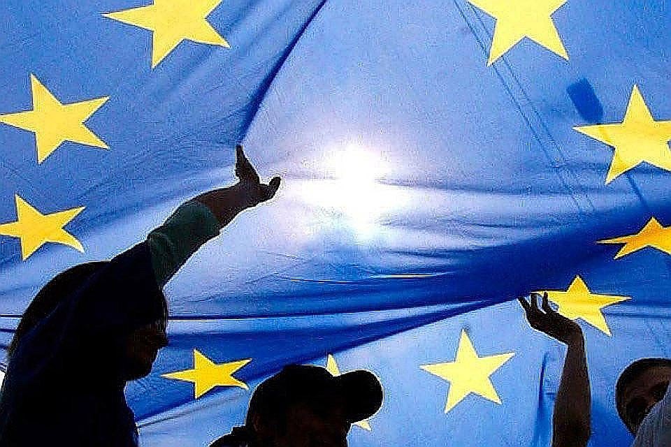 В отношении России действует несколько пакетов санкций ЕС. Фото: с сайта ia-centr.ru