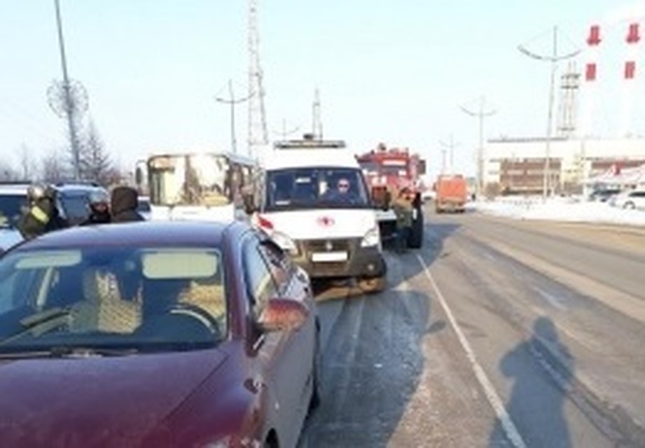 ДТП в Новом Уренгое: женщина за рулем сбила ребенка на «зебре» 89.mchs.gov.ru