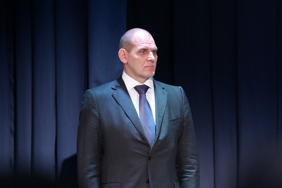 Александр Карелин