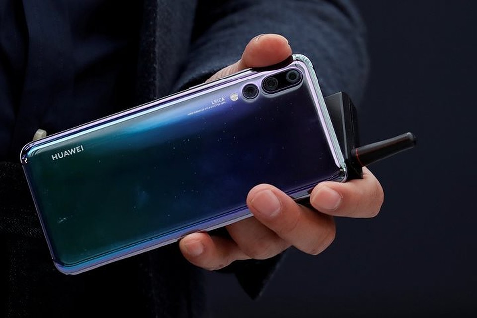 Военнослужащим США нельзя использовать китайские смартфоны на службе