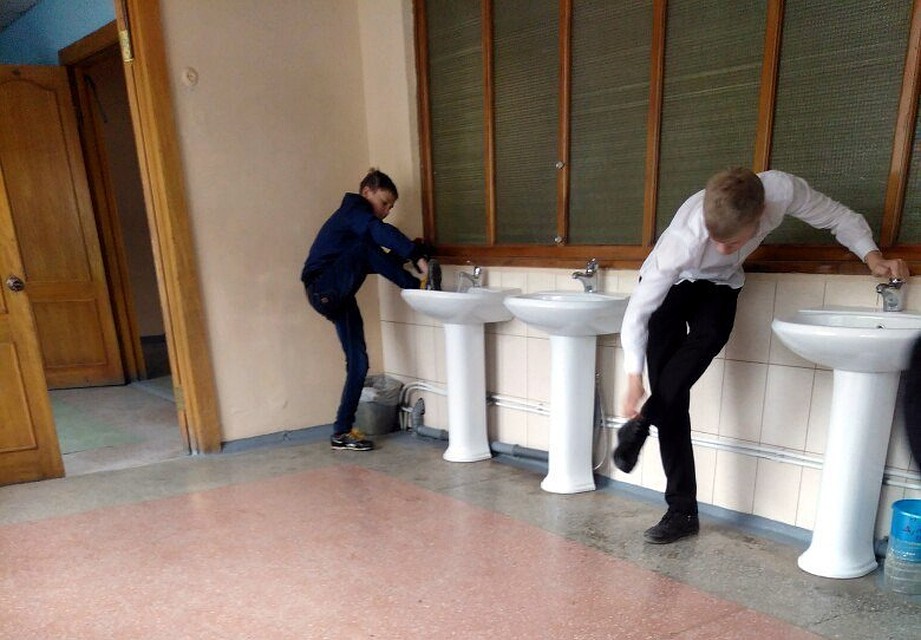 Фото: "Подслушано ЧТЗ" в VK