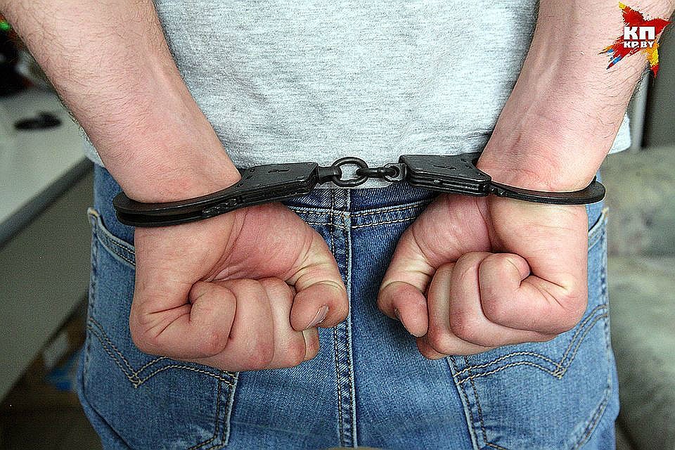 Ближайшее время посмотреть телевизор подозреваемому вряд ли удастся.