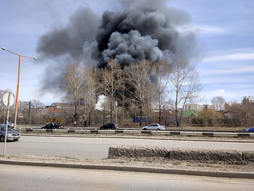 Пожарные справились с огнем