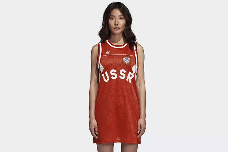 Власти Литвы возмутились советской символикой на продукции Adidas. Фото: с сайта adidas.com