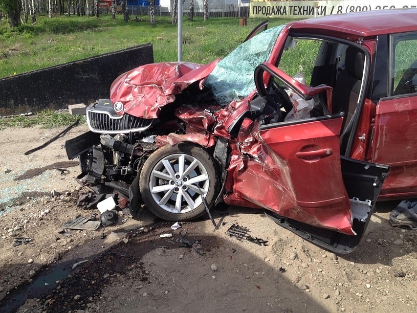 В легковушке пострадали сразу три человека