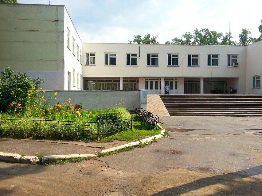 В Графском детском санатории в последние два года отдыхали и лечились далеко не все мальчики и девочки, указанные в отчете.