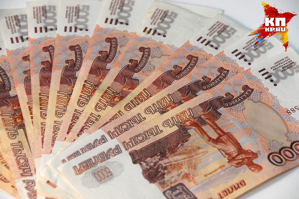Депутаты также рассмотрели возможность повышения заработной платы воспитателям.