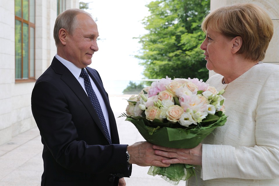 Президент России Владимир Путин и канцлер Германии Ангела Маркель