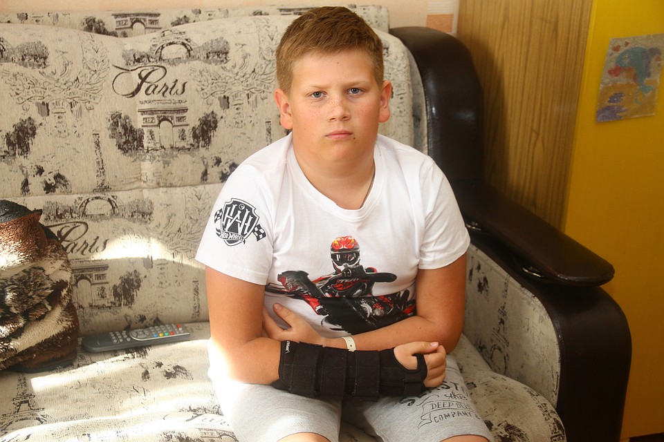10-летний мальчик сломал обе руки на уроке физкультуры в Нижнем Новгороде