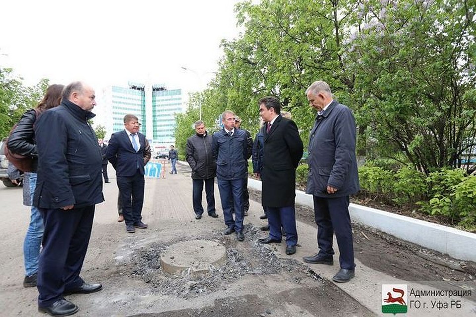 Мэр Уфы проследил за ремонтом дорог