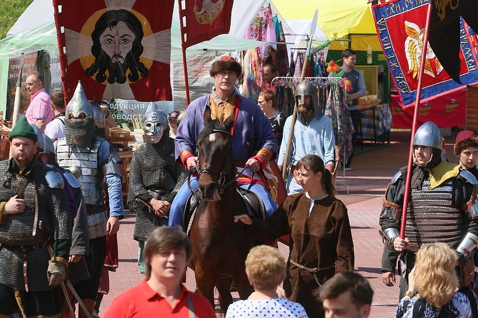 Исторический праздник "Довмонт Псковский" проводится в Пскове не первый год, и каждый раз собирает множество гостей.