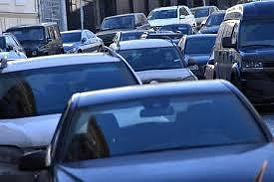 В Кишиневе затруднено дорожное движение на нескольких участках дорог