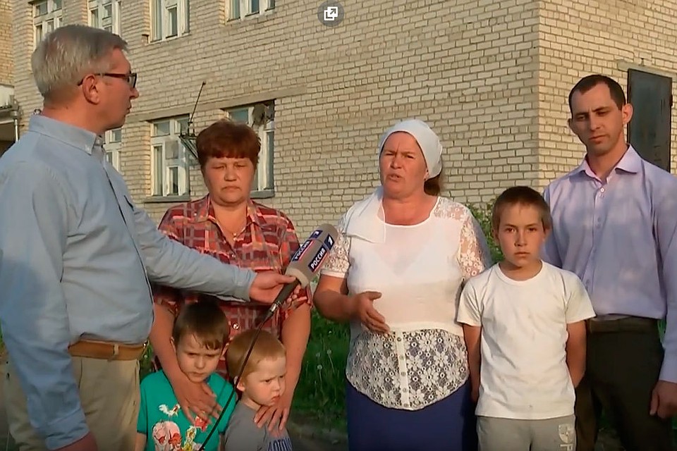 Фото: Трансляция "Прямой линии" с президентом.