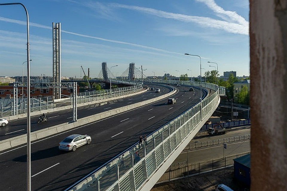 Мост Бетанкура в день матча полностью закроют